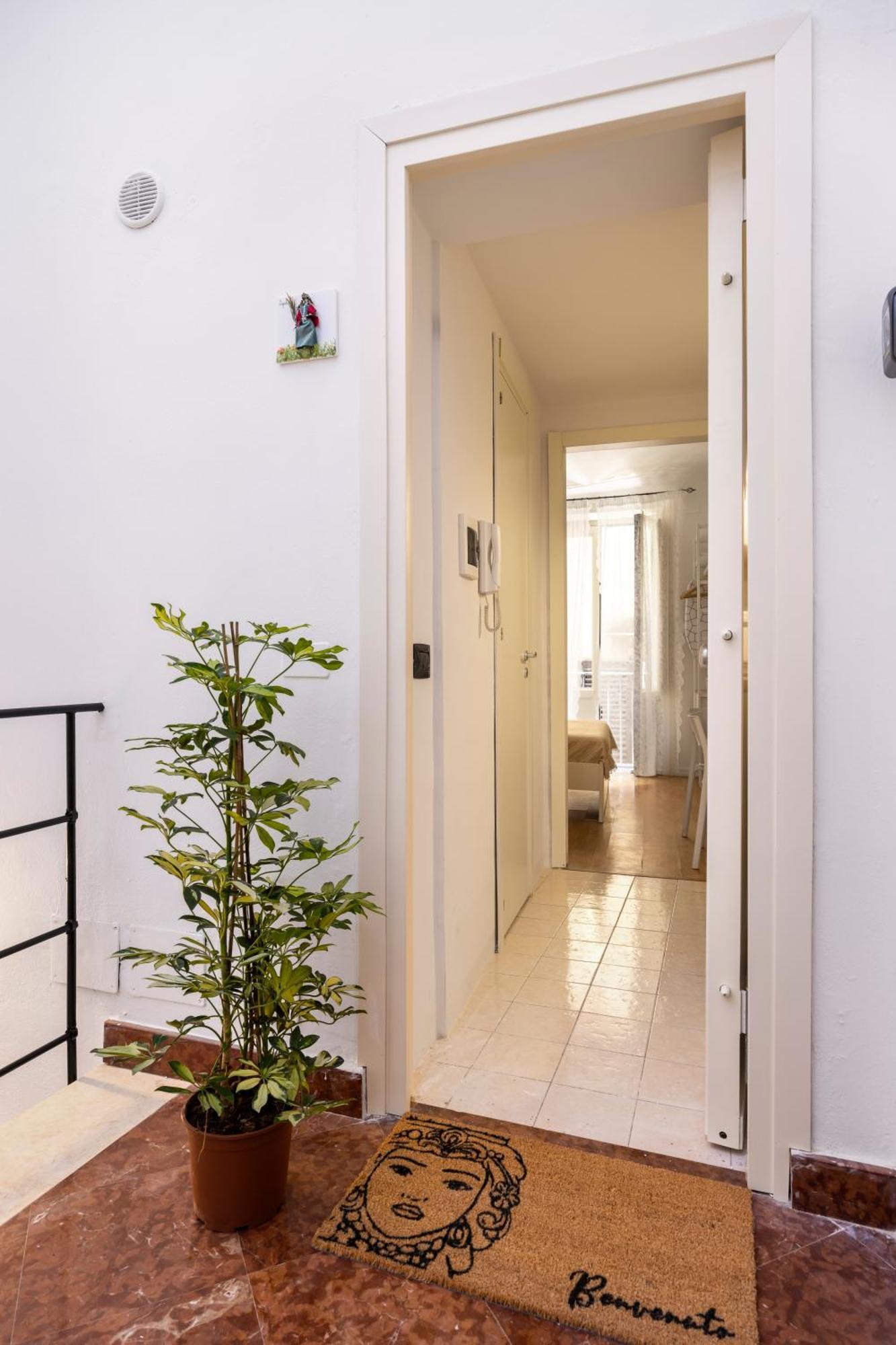 Agata E Rosalia 2 Bedroom Flat At The Quattro Canti Palermo Exterior foto